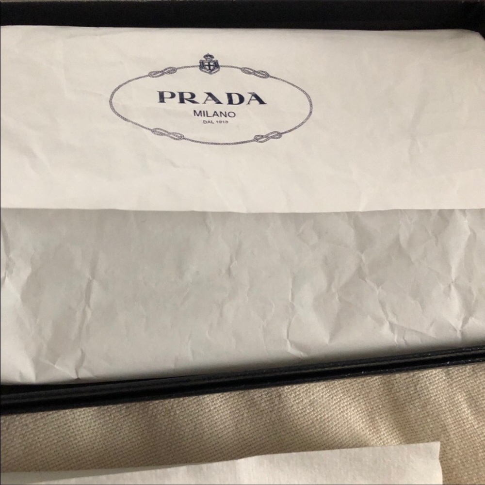 NWT PRADA Saffiano black clutch/wallet crossbody - Picture 4 of 11